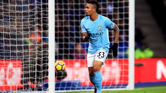 Vídeo análise: os movimentos sem bola de Gabriel Jesus, que volta a ter momentos de protagonismo no City Gabriel Jesus Comemora Gol Manchester City Leicester Premier League 18/11/2017