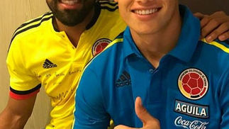 Ele começou com James Rodríguez, pediu autógrafo para Ronaldo no Fla e é fã de Osório: quem é o carrasco do Corinthians James ao lado de Tréllez