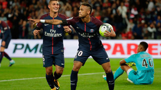 Neymar faz o 1º e o 6º, dá os passes para o 2º e 5º, sofre o pênalti do 3º e PSG vence a segunda Neymar gol PSG