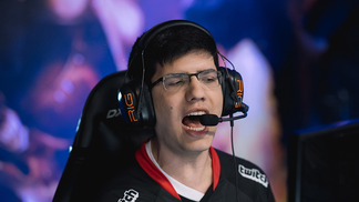League of Legends: Red Canids Corinthians oficializa a saída de Robo Leonardo 'Robo' Souza toma como maior lição no Rift Rivals 'não subestimar seus adversários'.