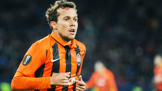 Bernard se anima com procura do Palmeiras, que aguarda ucranianos para avançar Bernard Shakhtar Donetsk Celta de Vigo Liga Europa 23/02/2017