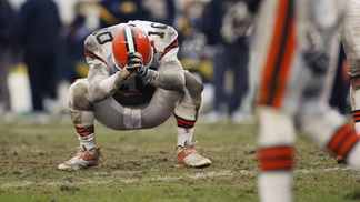 Browns 0-16? Confira as piores temporadas das 32 franquias da NFL O torcedor dos Browns mal poderia imaginar que as coisas ficariam ainda piores
