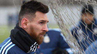 Messi pode errar 506 chutes antes de igualar rendimento ruim de Cristiano Ronaldo Lionel Messi, em treino da seleção argentina