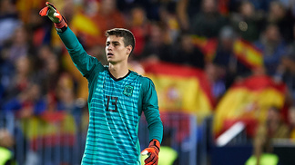 Jornal crava acerto entre Real Madrid e goleiro para janeiro Kepa Arrizabalaga no Amistoso entre Espanha e Costa Rica, 11/11/17
