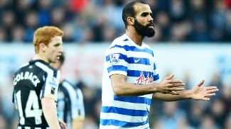 Volante Sandro pode voltar à primeira divisão da Inglaterra, diz jornal Ex-atleta do Internacional interessa ao Sunderland