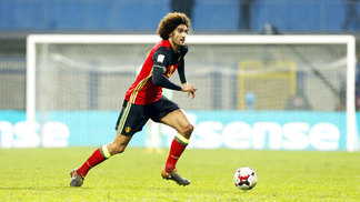 Fellaini se lesiona em jogo da Bélgica e desfalca o Manchester United contra o Liverpool Fellaini Bélgica Bósnia Eliminatórias Copa-2018 07/10/2017