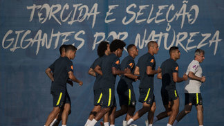 Semana da seleção brasileira tem ajustes necessários e três pontos na conta Seleção brasileira realiza treino em Sochi