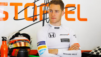 McLaren confirma permanência de piloto belga para 2018 Stoffel Vandoorne seguirá na McLaren na temporada 2018 da Fórmula 1
