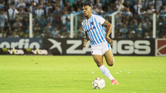 Evoluindo com a camisa do Paysandu, Guilherme Santos comemora permanência do clube na Série B Guilherme Santos Paysandu Série B