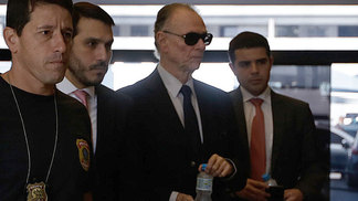 Em troca de e-mails, dirigente cobrou Nuzman e Gryner por atraso em pagamentos Carlos Arthur Nuzman na chegada à sede da Polícia Federal no Rio de Janeiro