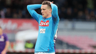 Podendo ser líder, Napoli tropeça e fica só no empate em casa contra a Fiorentina Zielinski Lamenta Empate Napoli Fiorentina Campeonato Italiano Getty 10/12/2017