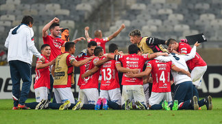 Governo de Cochabamba libera estádio para jogo entre Wilstermann e River Jorge Wilstermann sonha com a classificação à semifinal