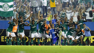 Palmeiras, que deu só 116 minutos para base no Brasileiro, pode ser 1º campeão do sub-11 ao sub-20 Time sub-20 do Palmeiras comemora vitória sobre o Corinthians no Paulista da categoria