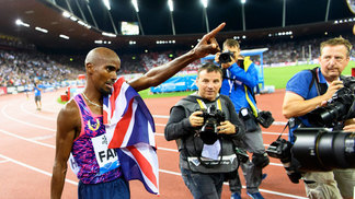Mo Farah se despede das pistas com ouro na Liga Diamante Mo Farah conquistou a prova dos 5 mil metros