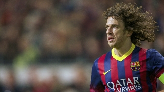 Após protestos, Puyol 'dá a cara' e convoca entrevista para falar sobre crise O veterano Puyol pediu para falar no momento de crise do Barcelona