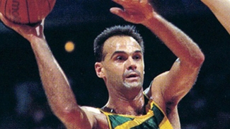 Há 30 anos, Brasil derrubava invencibilidade do basquete dos EUA e faturava seu maior título pós-Mundiais Oscar foi o cestinha do Brasil no Pan de 1987