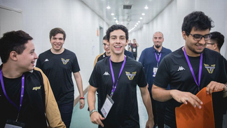 A grande reviravolta: Como a Team oNe renasceu no mundial de ‘League of Legends’ A Team oNe passou do Circuito Desafiante para o mundial de League of Legends em pouco tempo.