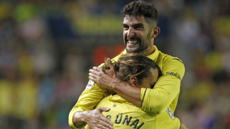 Villarreal derrota o Betis e vence a primeira no Campeonato Espanhol O triunfo deste domingo foi o primeiro do Villarreal no Campeonato Espanhol
