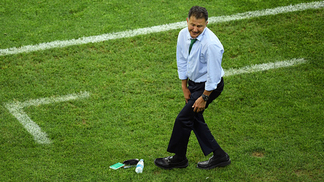 Osorio lamenta chances perdidas pelo México: 'Merecíamos mais' Osorio lamentou as chances perdidas pelo México diante da Alemanha