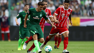James estreia, e Bayern vence torneio amistoso na Alemanha James Rodríguez entrou em campo pela 1ª vez com a camisa do Bayern