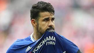 Atlético de Madri faz oferta para tirar Diego Costa do Chelsea, diz jornal Diego Costa, em ação pelo Chelsea na última temporada