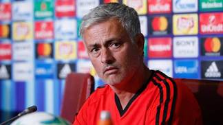 Mourinho segura empolgação com início arrasador do Manchester United José Mourinho, técnico do Manchester United