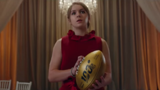 Super Bowl exibe comercial em que Sam Gordon aparece ao lado de lendas do esporte Sam Gordon no comercial do Super Bowl