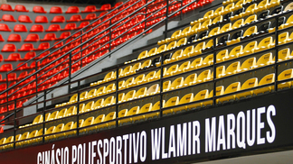 "GINÁSIO POLIESPORTIVO WLAMIR MARQUES" - SPORT CLUB CORINTHIANS PAULISTA Ginásio do Parque São Jorge, batizado com o nome do ex-jogador de Basquete, Wlamir Marques