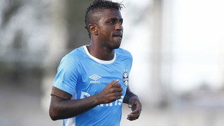 Miller Bolaños acerta futuro e vai jogar por um ano no México Miller Bolaños treinou nesta terça-feira