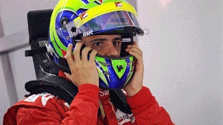Felipe Massa revela ter feito terapia para tentar entender maus resultados na Fórmula 1 Felipe Massa Ferrari Malásia 2012