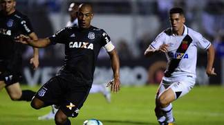 Acusado de agredir técnico do Vasco, Rodrigo leva só um jogo de suspensão: 'caráter educativo' Rodrigo, com a camisa da Ponte Preta, no empate com o Vasco