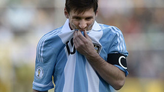 Na altitude, onde nunca venceu, Messi faz o jogo da sua vida Lionel Messi durante o jogo da Argentina contra a Bolívia em La Paz pelas eliminatórias em 2013