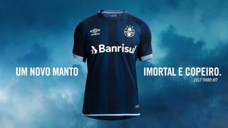 Grêmio apresenta nova camisa 3, com dois tons de azul escuro Grêmio Nova Camisa 3 Umbro 30/09/2017
