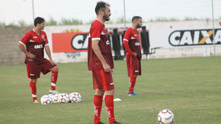 Após derrota para o Ceará, Eduardo pede sequência positiva para o CRB-AL encostar no G-4 da Série B Eduardo chegou ao CRB-AL na Série B do Campeonato Brasileiro