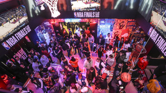 Espaço ‘NBA Finals 2018’ recebeu mais de 10 mil visitantes em São Paulo Casa NBA na Avenida Paulista