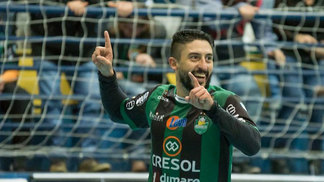 Fernandinho se lesiona, e Sinoê é convocado para a Seleção de futsal Sinôe, pivô do