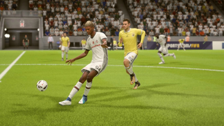 Sem grana no FUT? Listamos os jogadores baratos que podem dar um jeito em seu time Anderson Talisca é um jogador que pode ajudar com seus chutes de fora da área
