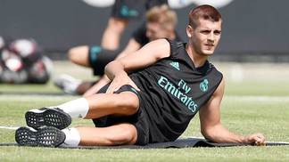 Milan segue mirando atacante do Real Madrid, mas avisa: 'Só nas nossas condições' Alvaro Morata, em treino do Real Madrid