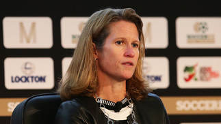 Mulher quer comandar o futebol nos EUA: 'Sou a pessoa mais qualificada para assumir a Federação' Kathy Carter vai se candidatar à presidência da Federação de Futebol dos EUA