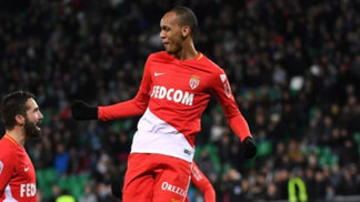 Monaco goleia Saint-Etienne e assume vice-liderança provisória do Francês Monaco goleou nesta sexta-feira