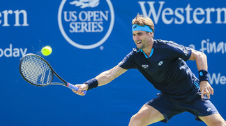 Carreño Busta e Ferrer vencem na estreia em Cincinnati; Bautista Agut perde David Ferrer (foto) superou Steve Johnson por 2 sets a 1