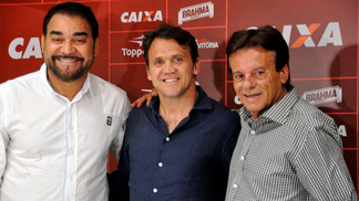 Petkovic é mais um personagem do 'efeito dominó' no Vitória Ivã de Almeida, Petkovic e Sinval Vieira: os três fora do Vitória