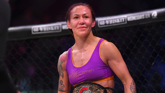 Cris Cyborg a duas rodadas de 'zerar' o Bellator