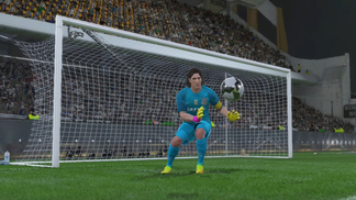 Os heróis da Libertadores de 2012 continuam sendo bons de bola em 'PES 2017'? Veja a evolução O goleiro Cássio não estava presente em PES 2012, mas foi uma peça-chave para a conquista corintiana.