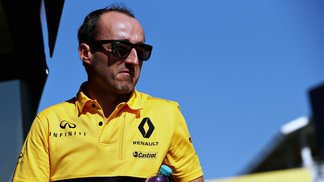 Concorrente de Massa, Kubica afirma que quer voltar a ser um piloto profissional Robert Kubica foi aprovado em teste da FIA
