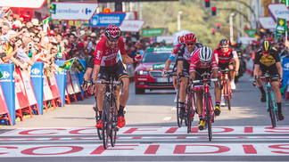 Gendt vence 19ª etapa da Volta da Espanha; Froome mantém liderança Thomas De Gendt vence a 19ª etapa da Volta da Espanha
