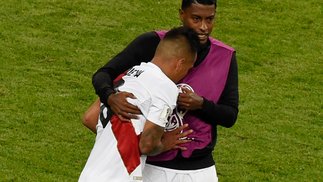 A Copa na imprensa Cueva Peru 10