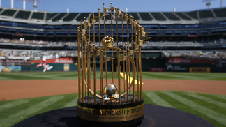 Novo sistema de playoff da MLB: como seria e o que ele indica Troféu da World Series