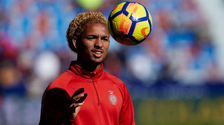 Brasil tem 7 nomes em lista dos 100 melhores jogadores sub-20 do mundo; e um deles é top 10 Douglas Luiz apareceu na sétima posição da lista da FourFourTwo