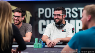 André Akkari está na liderança do PokerStars Championship Barcelona, restam apenas 16 jogadores André Akkari